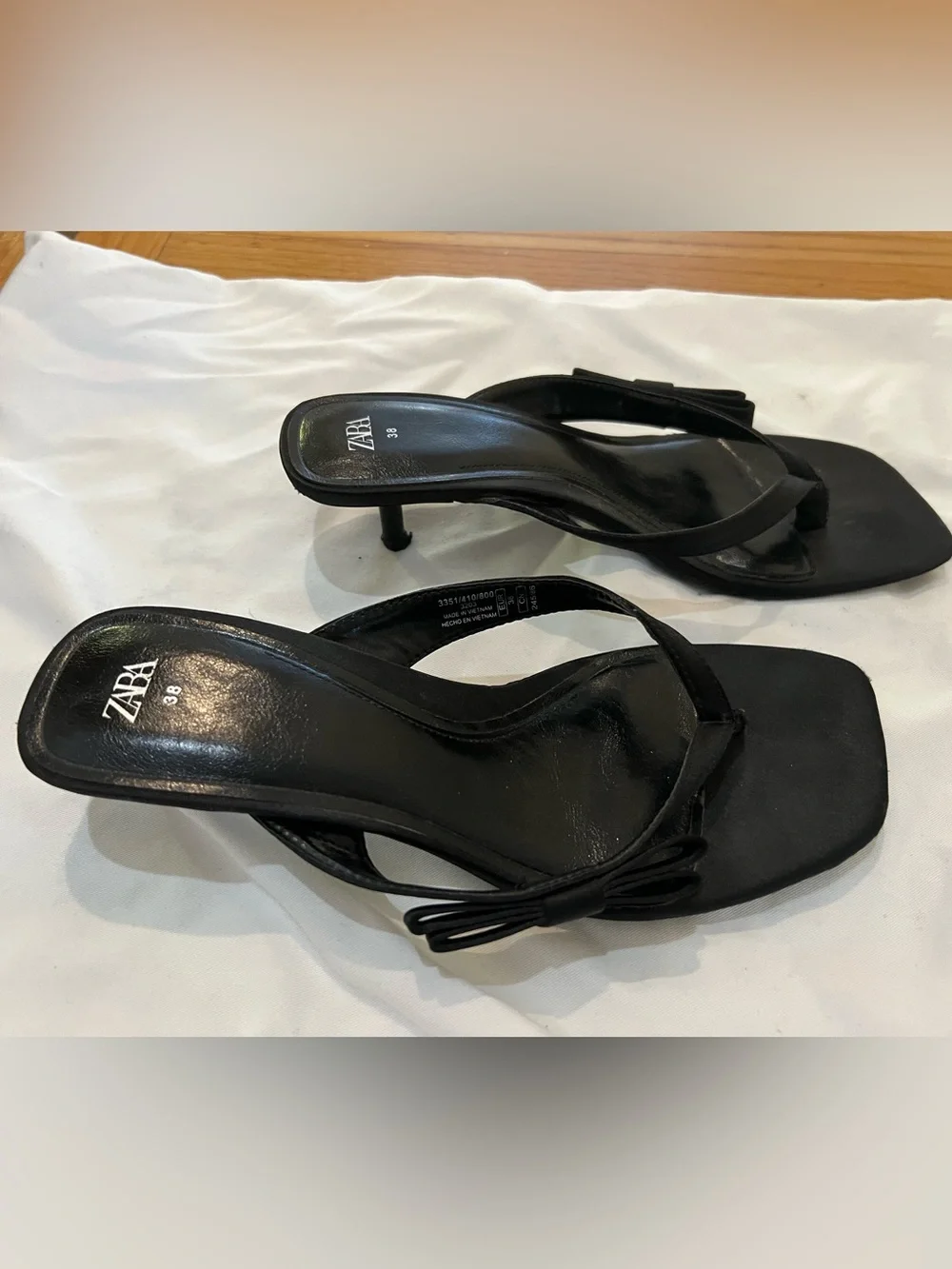 Zara Black Bow Thong Sandals Size 8 - Picture 4 of 4